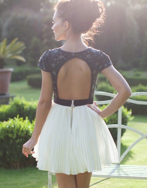 backless (4)
