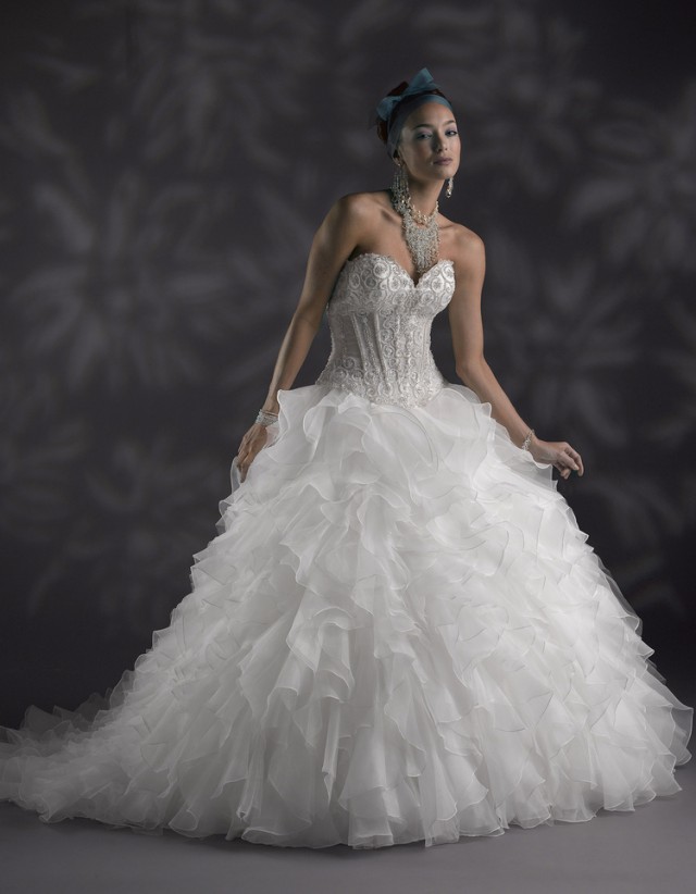 Christina Wu Bridal Collections 2013 Reflect Season’s Hottest Trends