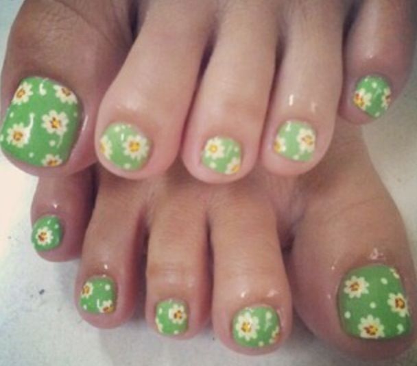 toe nails (6)