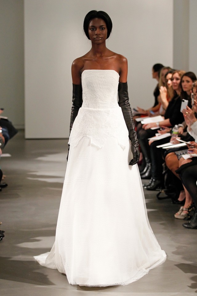 VW-Bride_SS14_runway_Look-8