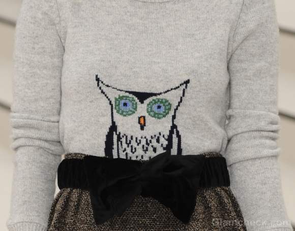 burberry-owl-sweater