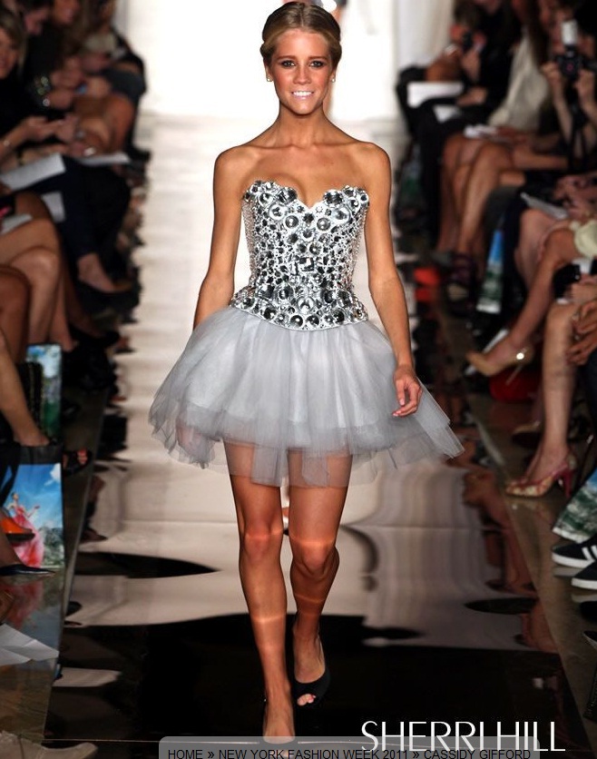 fashtrend.com-wp-content-uploads-2011-12-white-cocktail-dresses-2012