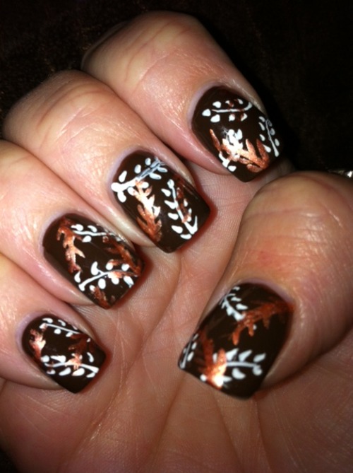 leaves-fall-nails