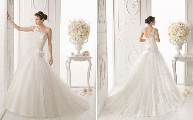 2014-Guipure-and-tulle-bridal-dress-with-flower