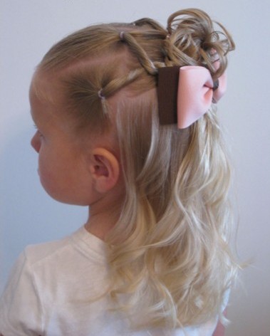 25-Creative-Hairstyle-Ideas-for-Little-Girls-27