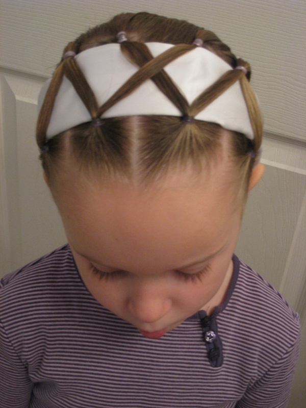 25-Creative-Hairstyle-Ideas-for-Little-Girls-32