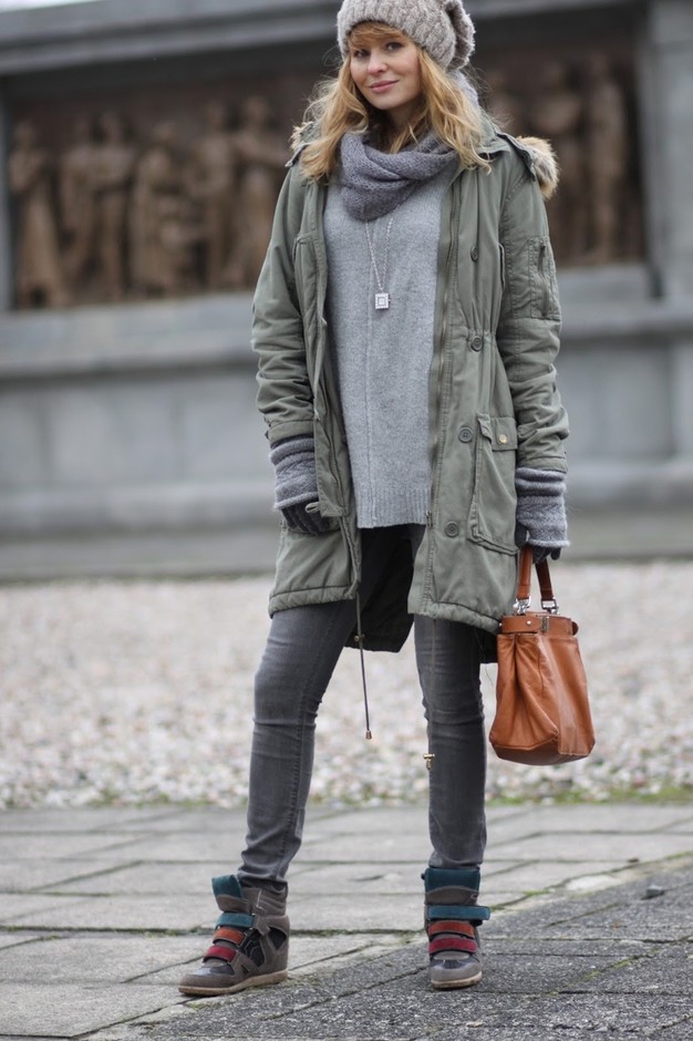 Look Super Fashionable With A Casual Parka Jacket