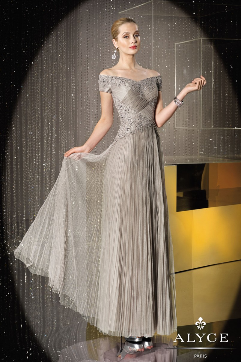 Glamorous Dresses For The Mother Of The Bride