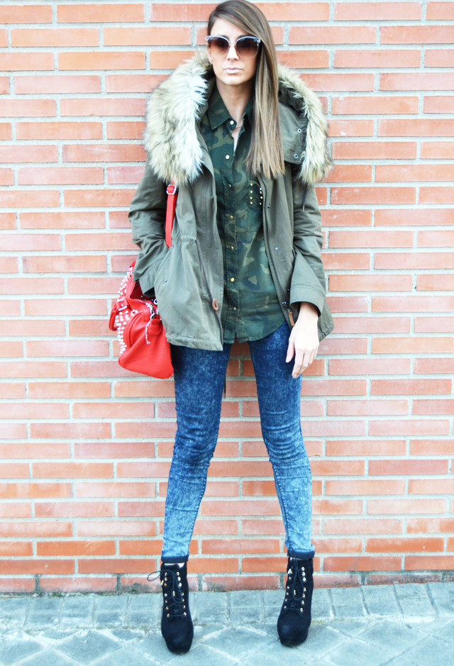 Look Super Fashionable With A Casual Parka Jacket