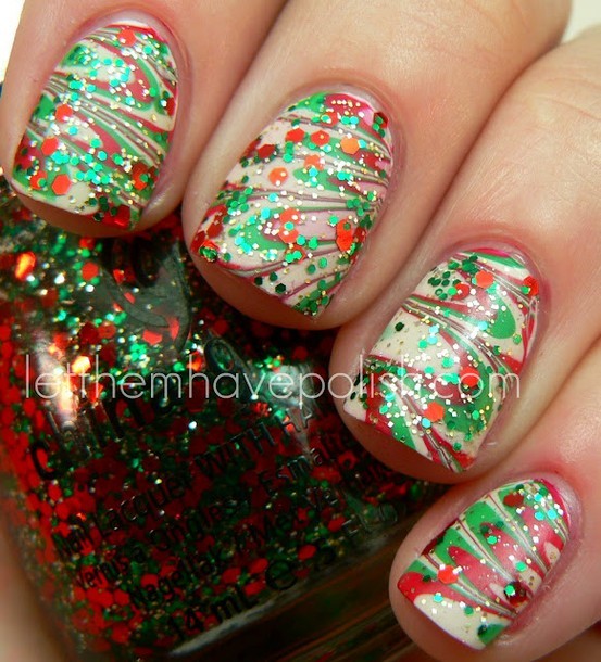 Gorgeous Christmas Nail Designs