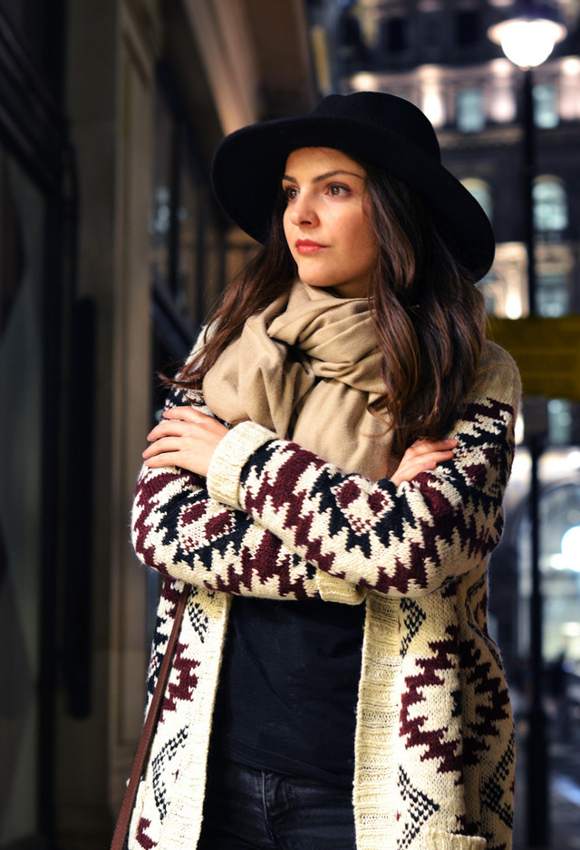 Street Style - Hat