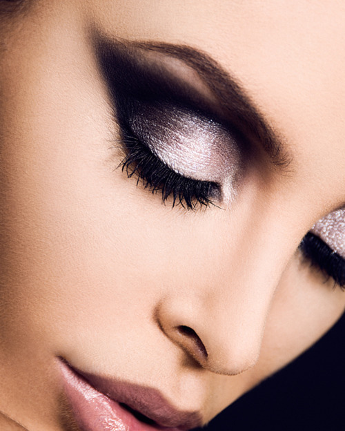 eyes-eyeshadow-hot-lashes-lips-makeup-Favim.com-78858_large