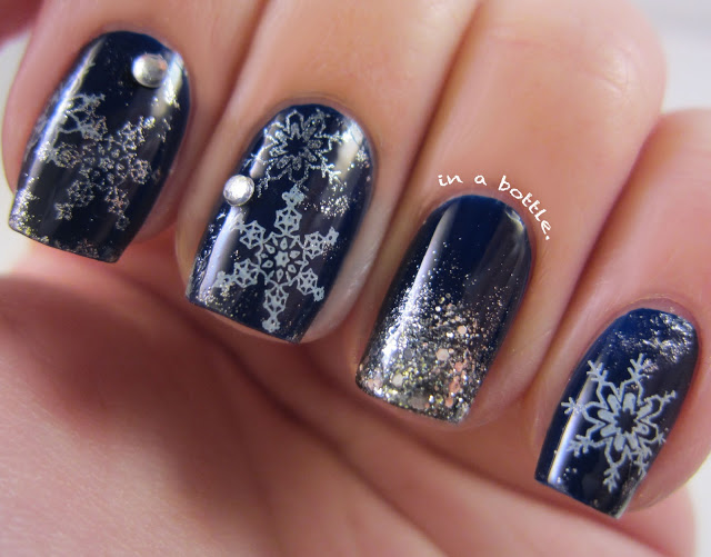 Winter Snowflake Nails 1