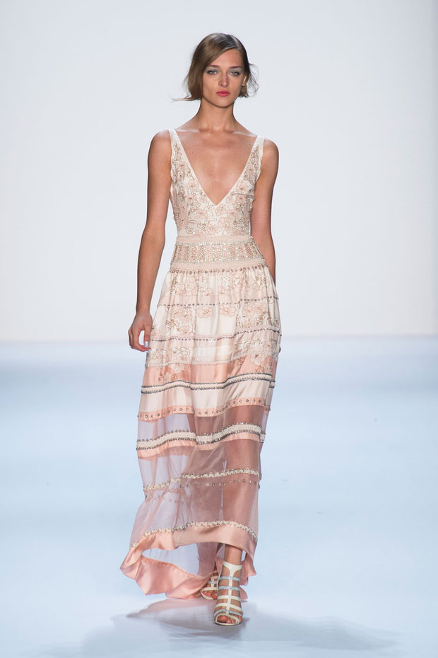 badgley-mischka-spring-summer-14-043_CA