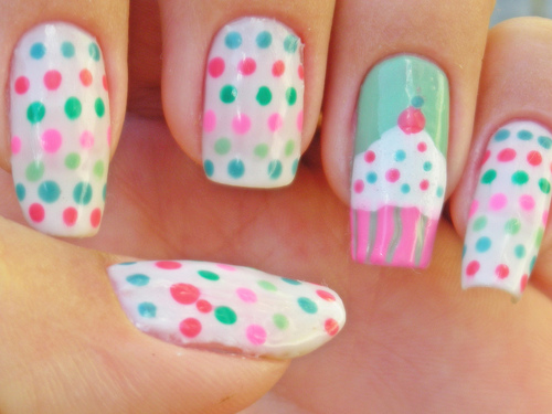 cupcake-nail-art-design