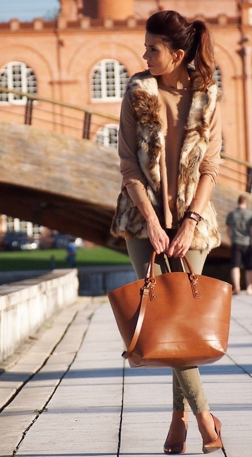 naranja-quemado-tacones-plataformas-verde-oliva-pantalones~look-main-single