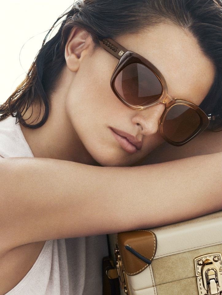 723x960xpenelope-cruz-loewe-spring-ads5.jpg.pagespeed.ic.xraQxP_nKM