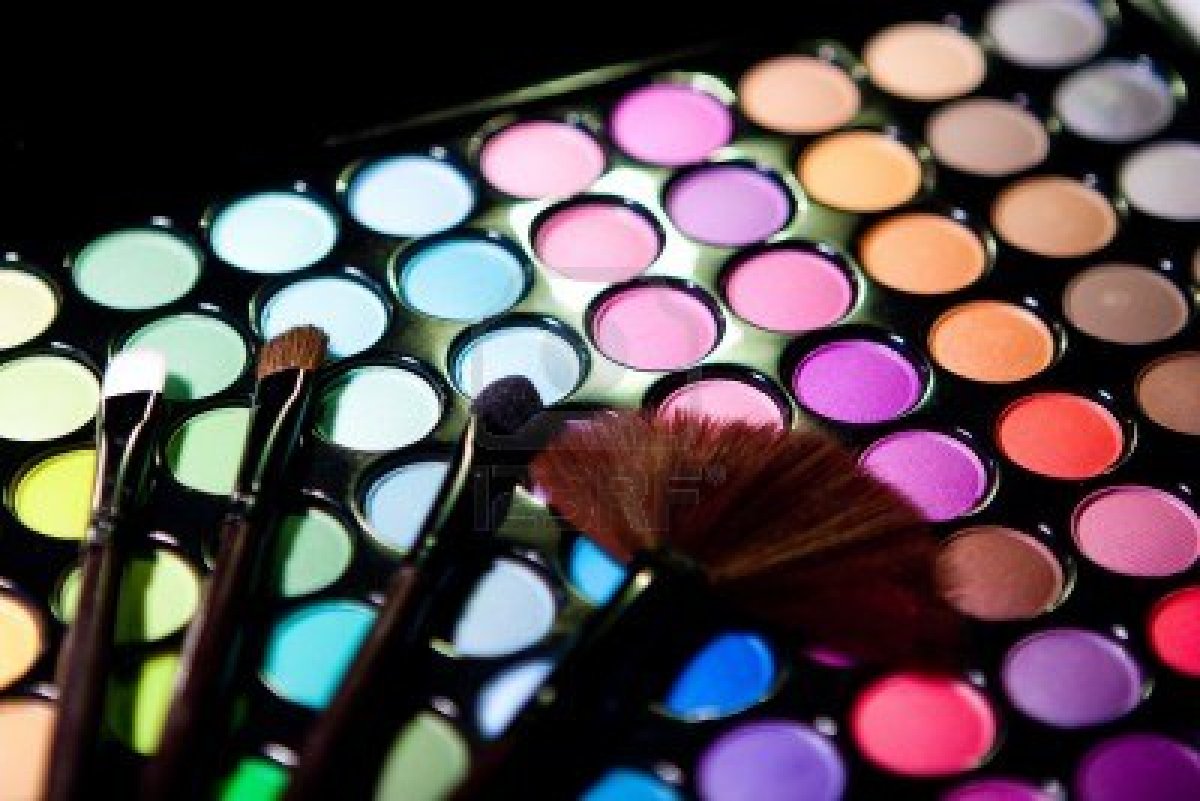 3 Types Of Amazing Makeup Palettes That You Should Have