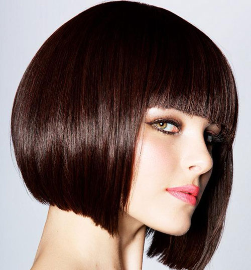 Short-straight-hairstyles-with-bangs