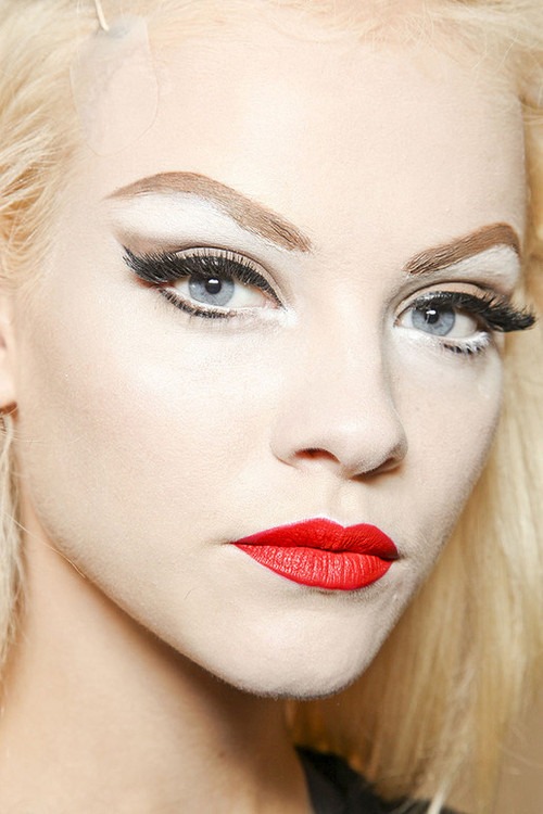 Ultimate Guide to Red Lips