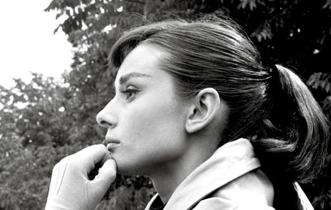 audrey-hepburn-ponytail