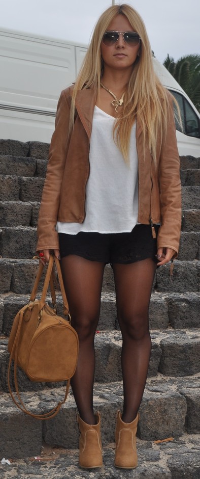 brown outfit (2)
