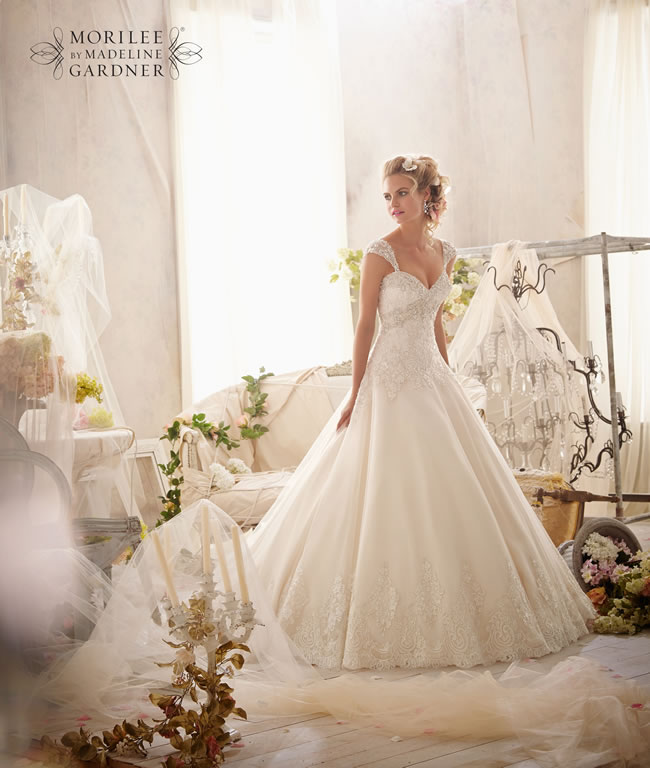 the-latest-mori-lee-bridal-collection-is-full-of-gorgeously-sparkly-princess-gowns-2609-046