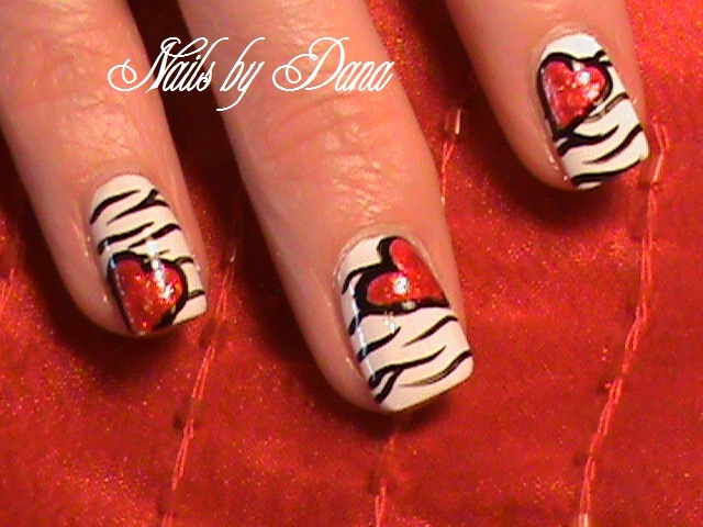 valentines-heart-nails