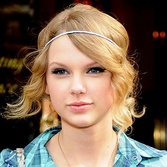 20 Pretty Hairstyles With Headbands