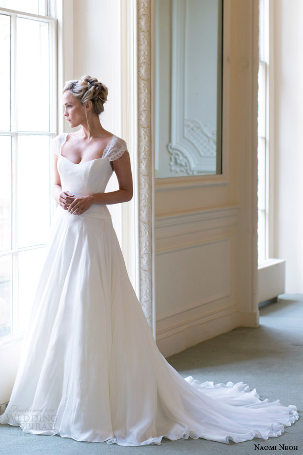 naomi-neoh-bridal-2014-dahlia-wedding-dress-full-view