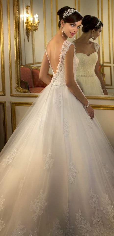 princess-wedding-dress-stella-york-2014-5916_main