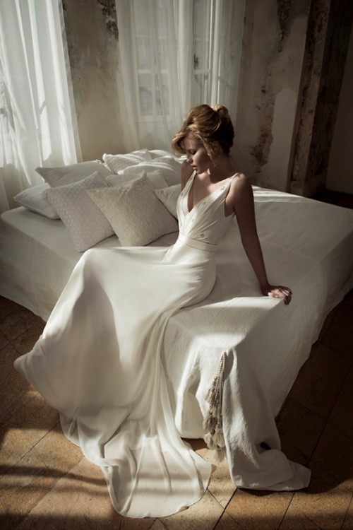 utterly-gorgeous-and-dreamy-bridal-gowns-collection-by-lihi-hod-16-500x750