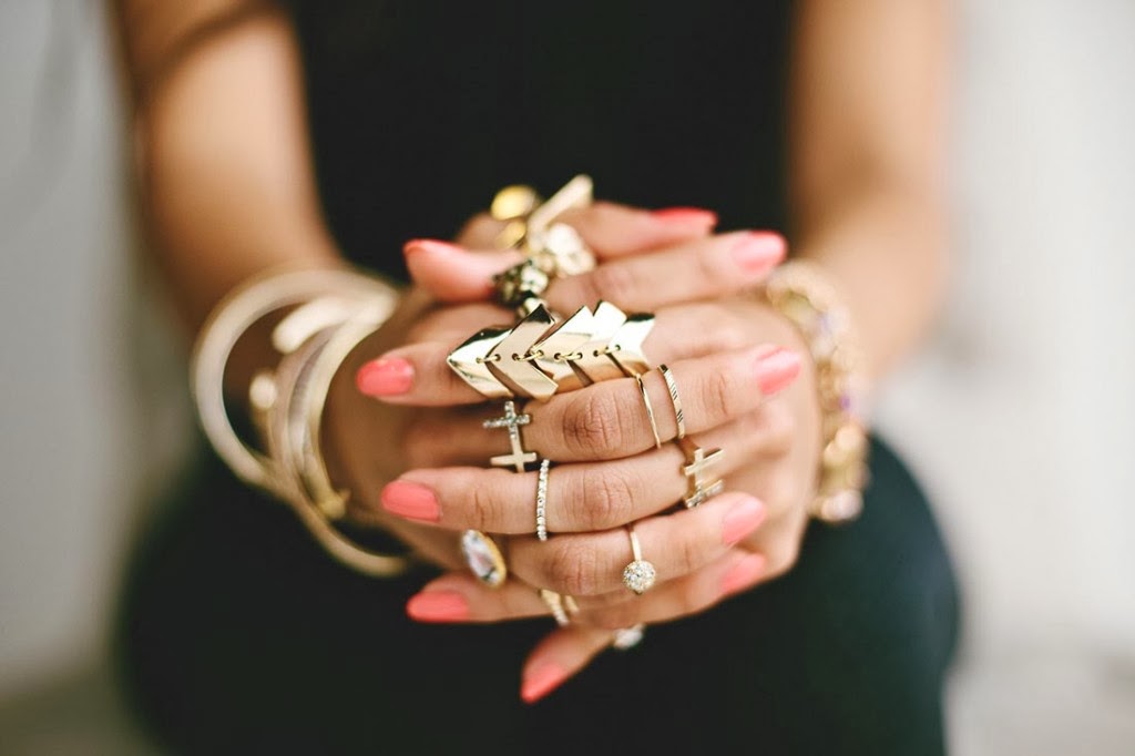 Midi Rings Show Maximum Style