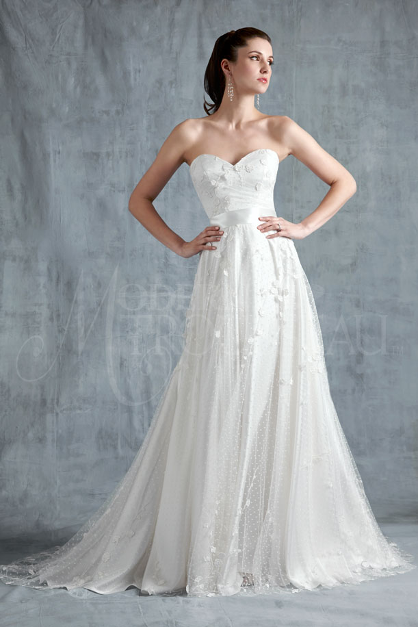 HARMONY bridal gown by Modern Trousseau