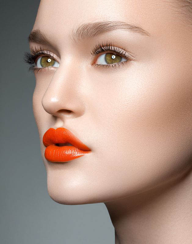 Latest-Trendy-Orange-Red-Lipstick