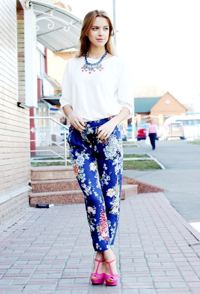 15 Beautiful Printed Jeans Outfits