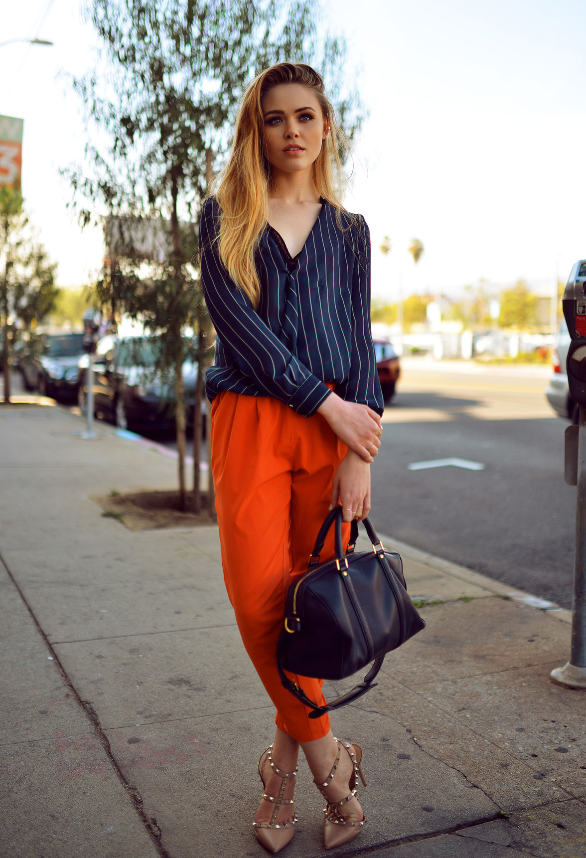 15 Extra Comfortable Street Style Outfits With Baggy Pants