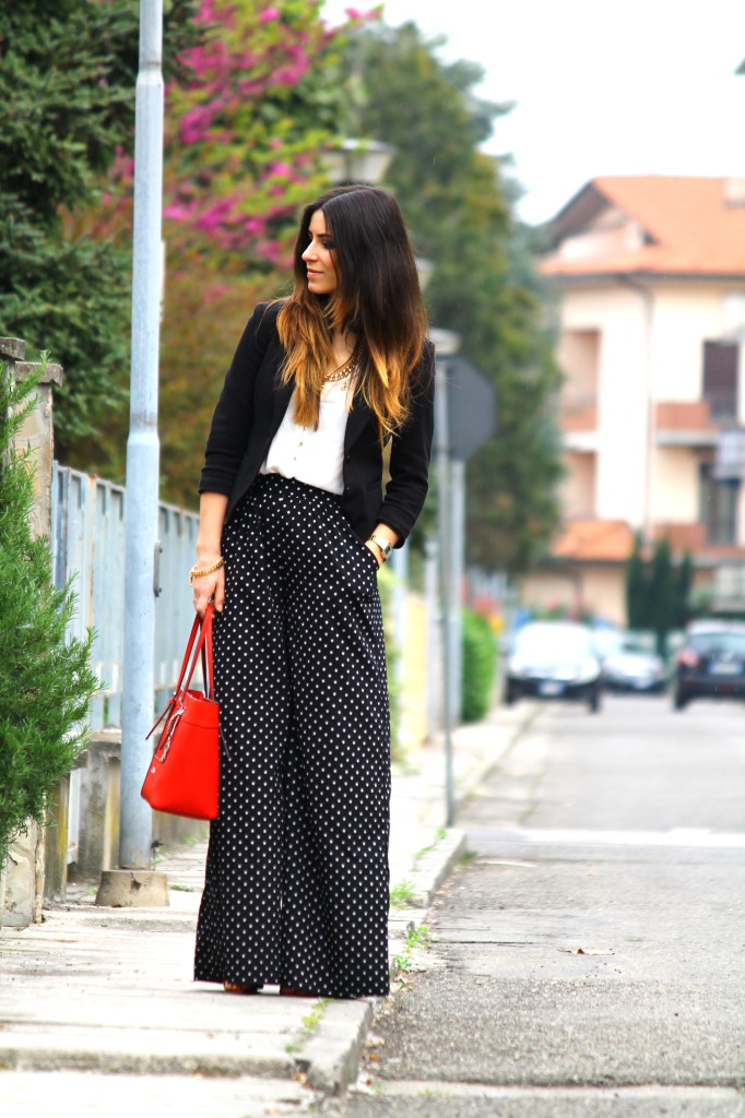Make a Statement This Fall with Black and White Clothes