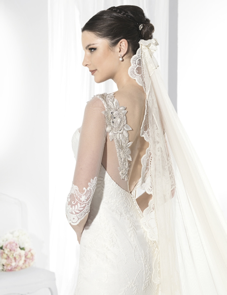 Fascinating Wedding Dress Collection by Franc Sarabia