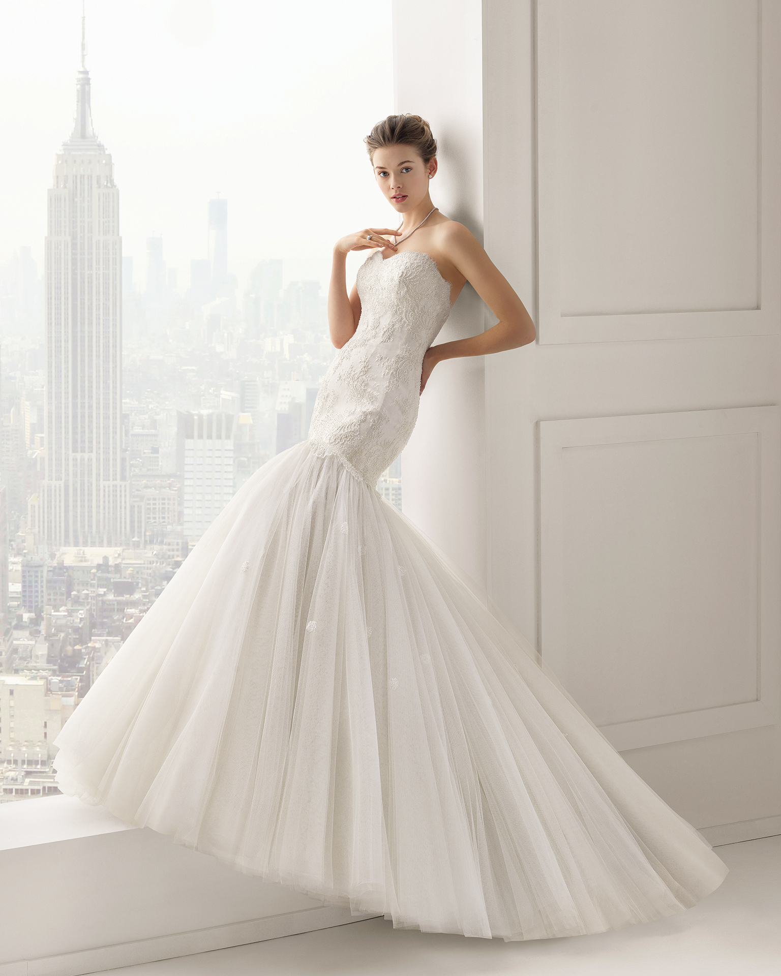 THE MAGNIFICENT WEDDING DRESSES BY ROSA CLARA 2015