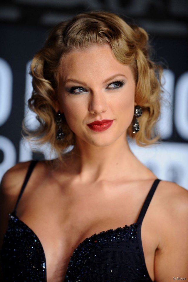 15 Glamorous Taylor Swift's Hairstyles