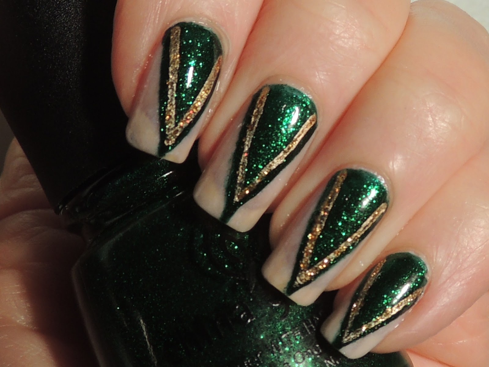 2. Emerald Green and Silver Gradient Nails - wide 4