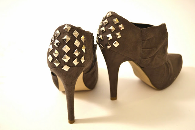 DIY-Studded-Boots-Heels6