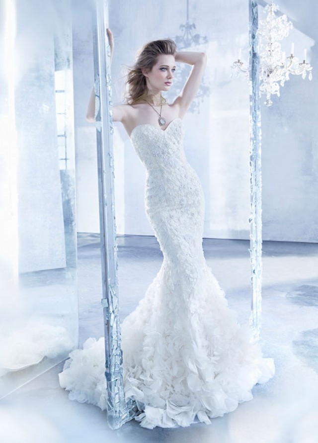 lazaro-bridal-beaded-embroidered-trumpet-gown-strapless-sweetheart-neckline-chapel-train-3462_zm