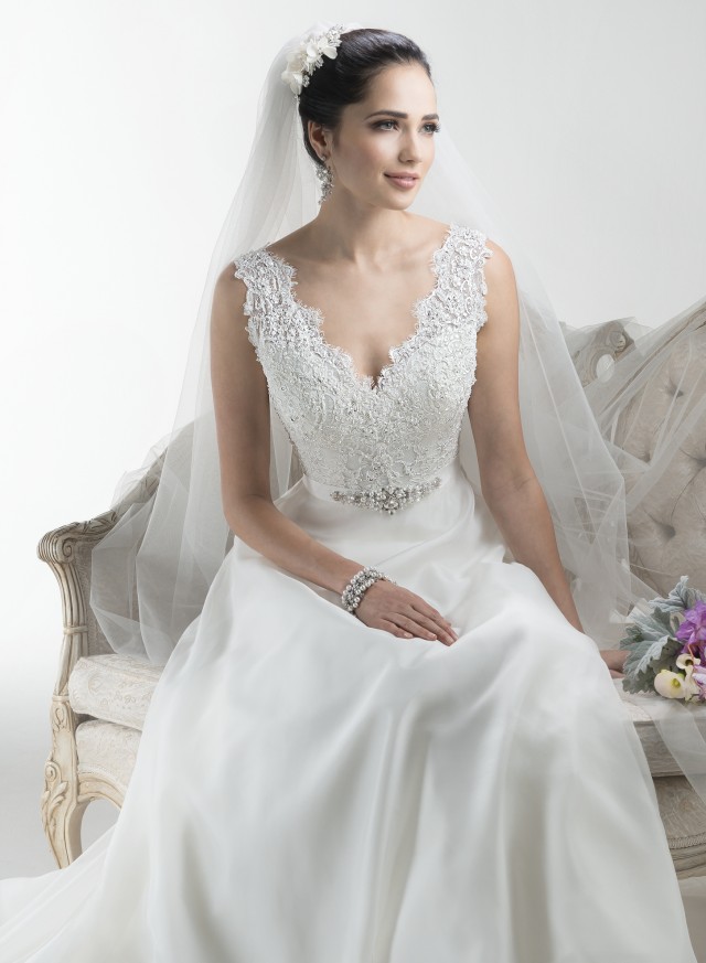 MAGGIE SOTTERO DESIGNS www.maggiesottero.com