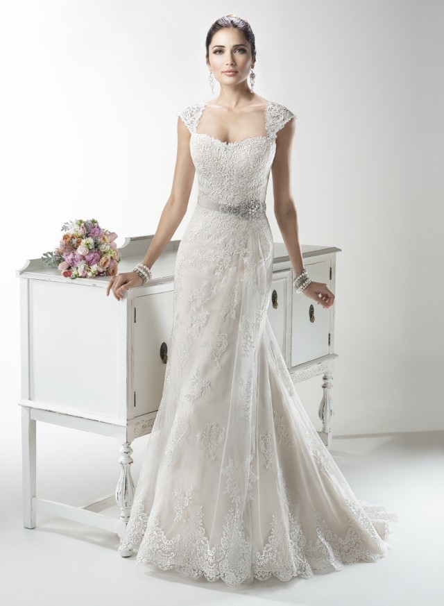 MAGGIE SOTTERO DESIGNS www.maggiesottero.com