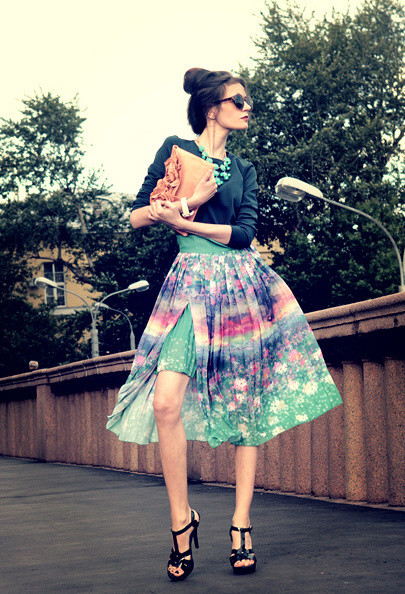 31 Must Have Midi Skirts | Pre-Fall Fashion