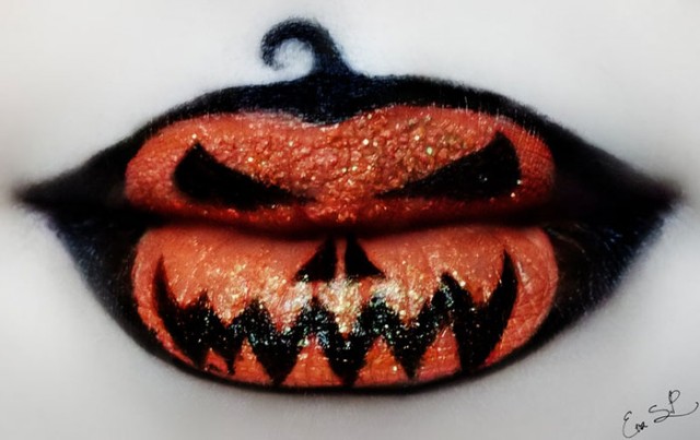 Creepy-Halloween-Lip-Art-by-Eva-Senín-Pernas-06