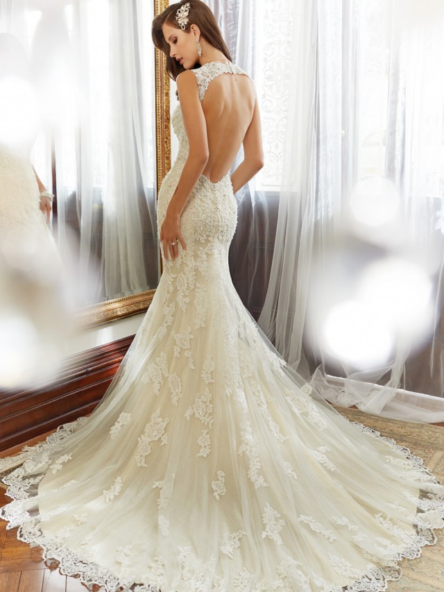 Y11554_back_Designer-Wedding-Dresses-2015