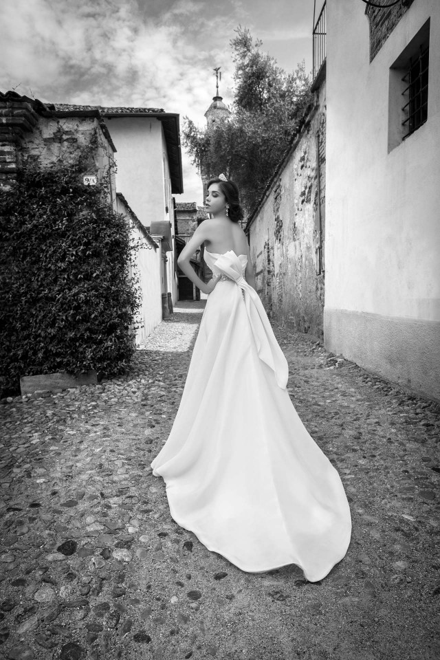 alessandra-rinaudo-ARAB15601IV-SABRINA-B-AR_CollezioneSposa2015-moda-sposa-2015-71